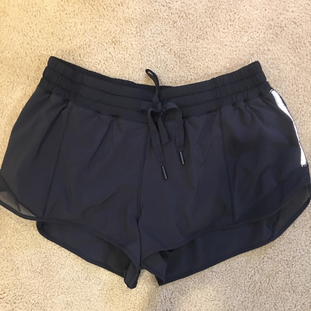 LuLulemon athletic shorts!